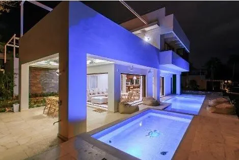 度假居 Unique Villa In Playacar- Block From The Beach 普拉亚卡门